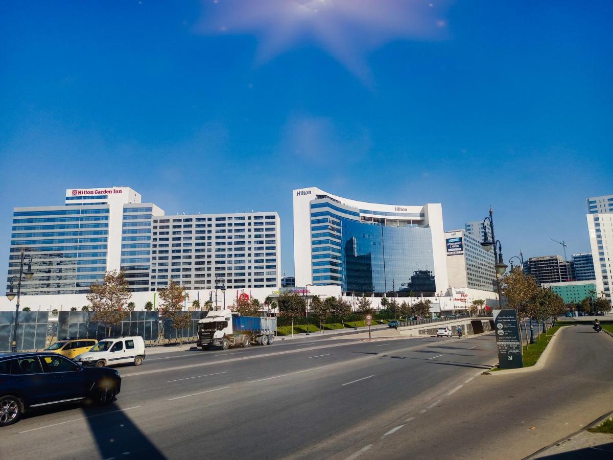 Amazing Appartement Au Centre Ville En Face Hilton & Gare Train De Tgv De Tanger מראה חיצוני תמונה